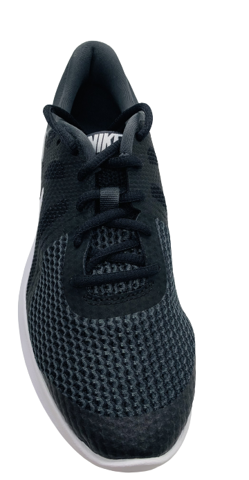 Nike Revolution 4 GS 7Y Black White