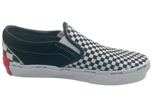 Load image into Gallery viewer, VANS CLASSIC SLIP-ON (CHKRBRD DISARRAY)