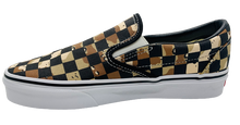 Load image into Gallery viewer, VANS CLASSIC SLIP-ON (CHCKRBRD)